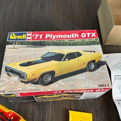Revell ’71 Plymouth GTX Model Kit PARTIALLY BUILT & PAINTED