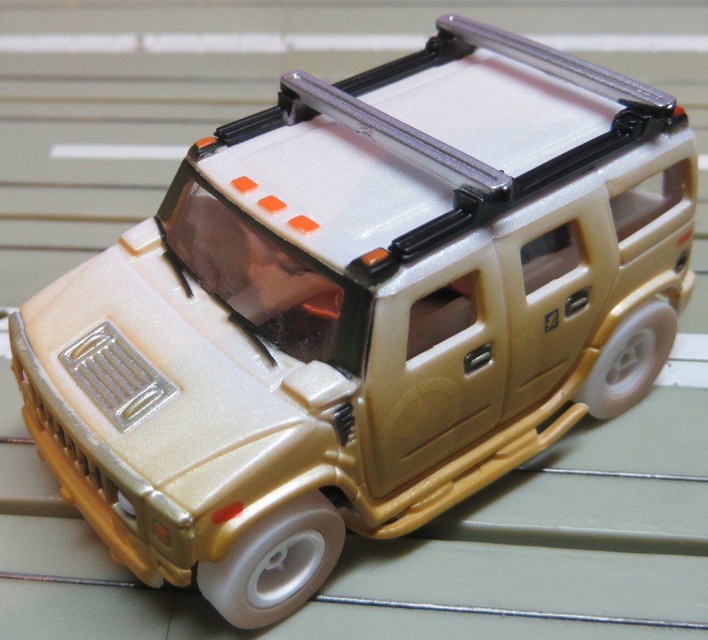 For H0 Slot Car Racing Model Train ~~ Hummer H2 With XTraction Chassis With OVP