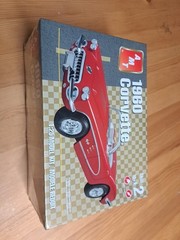 AMT 1960 Corvette Kit # 31910 Factory Sealed 1:25 scale