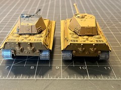 MODELLISTICA Italy Minitanks TWO WWII PAINTED TAN TANKS – Approx 4″ Long LOT G
