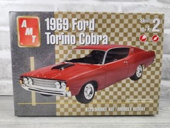 AMT 1969 Ford Torino Cobra 1:25 Model Kit Sealed 38145