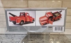 Testors 1:24 Limited Edition Metal Body Model Kit Ford F-1 Tow Truck Red