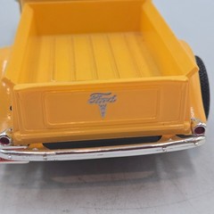 Testors 1/24 Die Cast 1937 Ford Pickup Model Kit Gold Series, Assembled