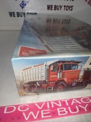 AMT1150. Autocar DUMP TRUCK Truck with Montone Heated Body. Scale 1:25 NEW 🔥