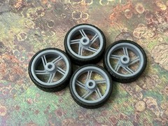 1/24 Scale: 24-Inch “Boyd Pro Sport” Wheels And Tires; Resin;1/25