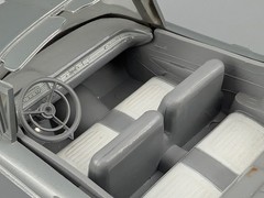 1959 FORD GALAXIE SILVER CONVERTIBLE 1/25 scale – PROMO Friction 2 Tone Interior