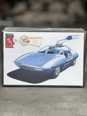 K65 AMT Piranha Super Spy Car 1/25 Scale Model Kit AMT916/12