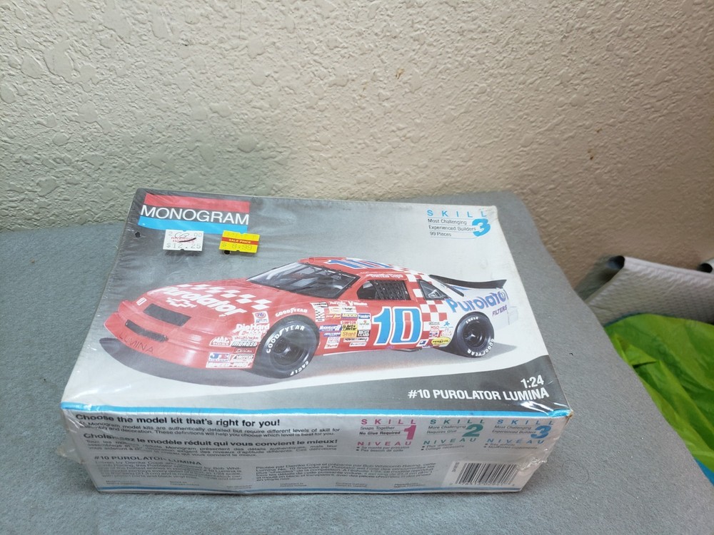 NEW Monogram #10 Purolator Lumina Model #2941 1/24 Scale Factory Sealed Kit