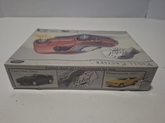Testors 420022 1:43 Red Panel Cruiser Car Metal Body Model Kit