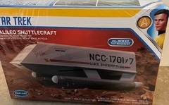 Polar Lights 1:32 Skill 2 Model Kit Galileo Shuttlecraft “Star Model Kit Sealed