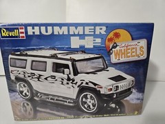Revell 1-25 Scale Hummer H2 California Wheels Sealed New Super Nice