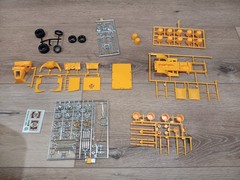 NOS Complete Unbuilt 1967 Bulldog Mack Mod Custom Suds Hauler/Beer Truck Model