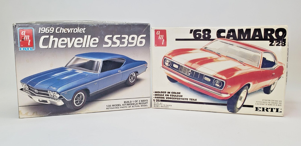 (2) AMT Ertl 1/25 Model Kits 6202/6559 Open Box- 69 Chevelle SS396 68 Camaro Z28
