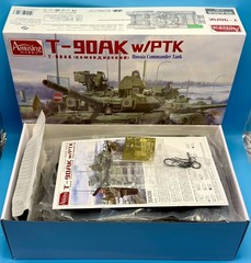 Amusing Hobby AH 35A056 1/35 T-90AK w/PTK Russia Commander Tank Complete Kit
