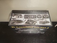 Revell 1985 Oldsmobile 442 FE3-X Show Car 1:25 Scale Model Car Kit 4446