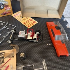 MPC RUPP & STEFFEY STP COUGAR COUNTRY FUNNY CAR Model Kit No. 703-200 1/25 scale