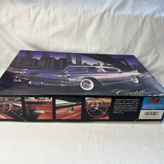 IMEX ARII 1958 Cadillac Eldorado Seville Hard Top 1/24 Model Kit 31003-2400
