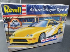 🔥😎🚦REVELL MONOGRAM ACURA INTEGRA TYPE R CAR PLASTIC MODEL KIT 1/25 SCALE