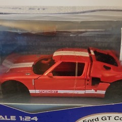MOTORMAX Ford GT Concept 1:24 Model Kit Prepainted Metal Opening Doors #75120