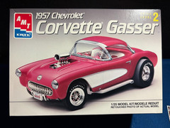 1/25 1957 CHEVROLET CORVETTE GASSER MODEL KIT OPEN B5