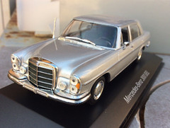 1/43 MINICHAMPS Mercedes 300 SEL, 1968 . fast sports sedan, silver mint+++!
