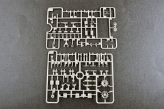 Trumpeter 09592 1/35 Ukraine T-64BM Bulat Main Battle Tank