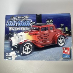 AMT/ERTL American Hot Rod 1932 Ford Coupe Boyd Coddington NEW Parts Sealed