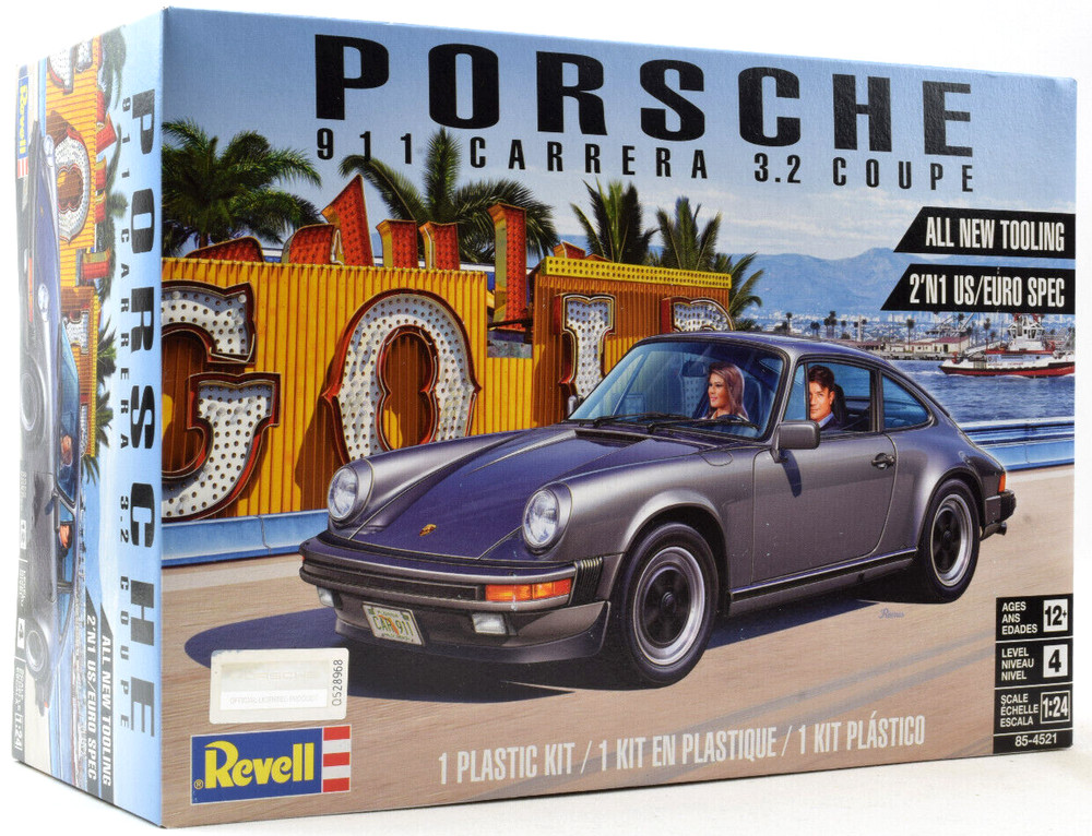 Revell Porsche 911 Carrera 3.2 Coupe 2-In-1 -New Tool 1/24 Model Car Kit 85-4521