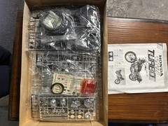 AULDEY Honda CB750F Turbo 1:8 Motorcycle Model Kit Plastic/Rubber Decals