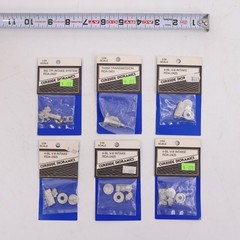 1/24 Model Car Detail Lot: V8 Engine Intake Transmission Curbside Dioramics