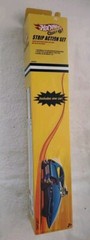 Hot Wheels Classics Strip Action Set NIB Model