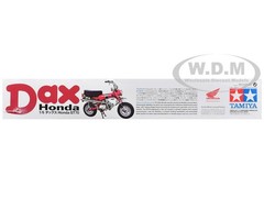 MODEL KIT DAX HONDA EXPORT 70 MOTORCYCLE 1/6 SCALE MODEL BY TAMIYA TAM-16002