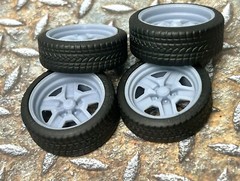 Resin 21/20 Inch “US Mags Saber” (Oldsmobile) Model car Wheels/Tires 1/24 scale