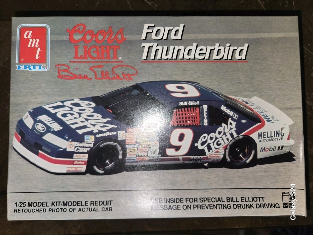 Bill Elliott Coors Light Ford Thunderbird AMT/ERTL 1:25 6740 NIOB