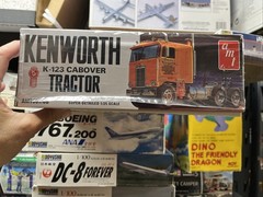 AMT Kenworth K-123 Cabover Semi Tractor 1/25 Scale Plastic Model Kit Open Box