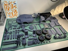 1:8 Large Scale Corvette Summer Complete Resin Model Kit with Engine – 23×8.6in