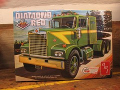 AMT DIAMOND REO TRACTOR 1/25, Kit#719/06 FACTORY SEALED