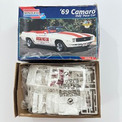 Monogram 69 Camaro Indy Pace Car 1/25 Model Kit Open Box Complete Imperfect 1969
