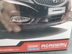 🚦😎Academy Hyundai Azera Sport Sedan 1:24 Scale Plastic Model Kit 15121 🔥😎🚦