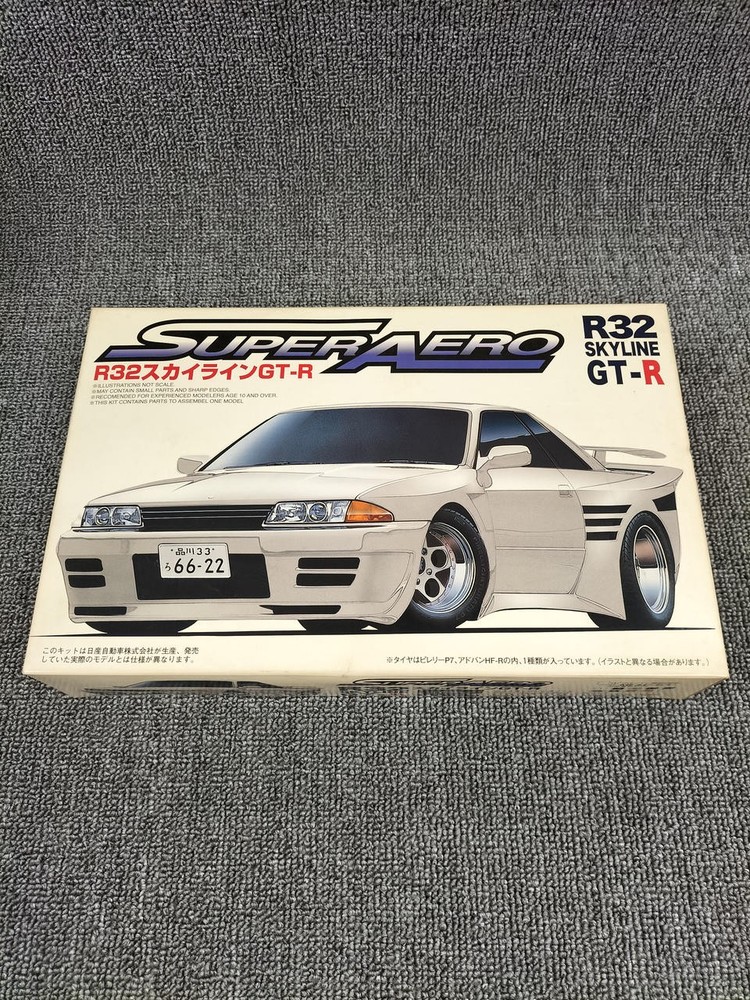 FUJIMI 1/24 R32 Skyline GT R Collectables 17+
