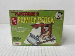 AMT FRED FLINTSTONE’S FAMILY SEDAN NEW SEALED BOX PLASTIC MODEL HOBBY KIT
