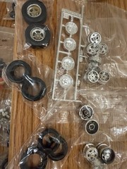 Vintage Lot Of Model Car Kit Tires And Rum Lot