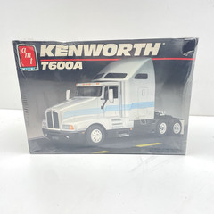 AMT 1/25 KENWORTH T600A #6976 OLD NEW STOCK FACTORY SEALED