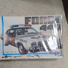 MPC Force 440 Police Pursuit Vehicle 1:25 Unassembled Kit Plated 1-0723
