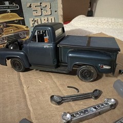 Original ’60’s Issue AMT ’53 Ford Pickup 3 in 1 Model Truck Unfinished 1/25