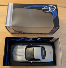TWO(2) MAISTO SPECIAL EDITION CORVETTE Z06, SCALE 1:24, COLOR SILVER – SEE RMKS