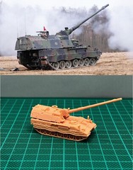 1/144 German PZH-2000 155mm SPG (fine detail) Resin Kit