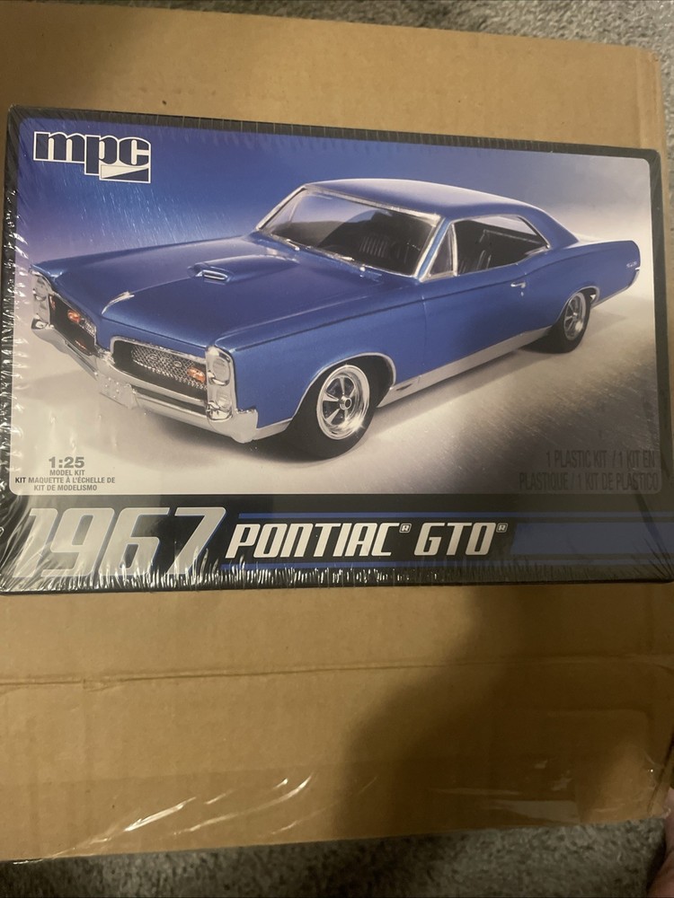 MPC 1967 Pontiac GTO (Factory SEALED) Kit # MPC710L/12 ~ 1:25 ~ date: 11/28/2018