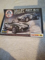 Revell 1/24 Shelby Cobra 427 S/C “A” Production Champions Model Kit 85-2828