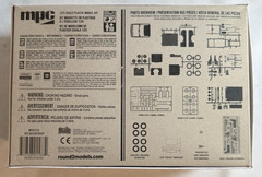 MPC 1975 DATSUN PICKUP Truck 1:25 Model Kit MPC872, 3 Ways
